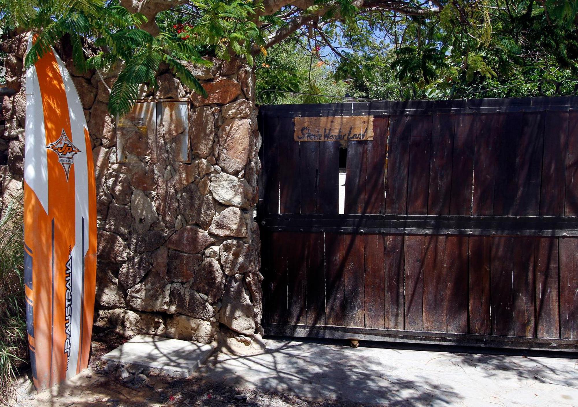 Steviewonderland Playa El Yaque Hotel Exterior photo